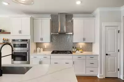 523 Spring Hollow Drive, Charleston, SC 29492 - Photo 11