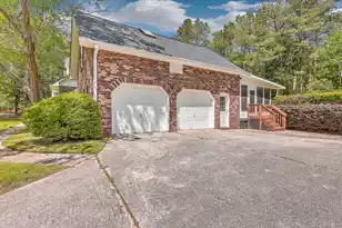 110 Beaverton Ct, Summerville, SC 29485 - Photo 5