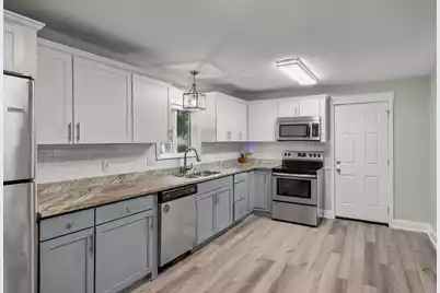 108 Lancer Drive, Summerville, SC 29485 - Photo 9