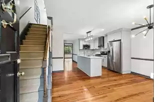 102 Beaufain St, Charleston, SC 29401 - Photo 3