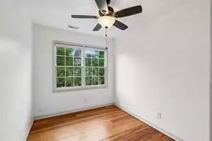 102 Beaufain St, Charleston, SC 29401 - Photo 27