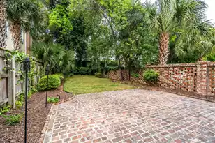 102 Beaufain St, Charleston, SC 29401 - Photo 35