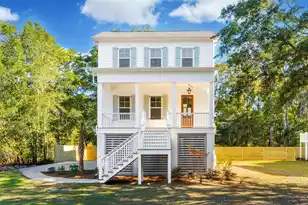 1129 Hamlin Rd, Mount Pleasant, SC 29466 - Photo 1