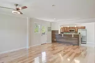 3627 Marginal Rd, Mount Pleasant, SC 29466 - Photo 9