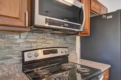 3627 Marginal Road, Mount Pleasant, SC 29466 - Photo 17
