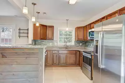 3627 Marginal Road, Mount Pleasant, SC 29466 - Photo 13