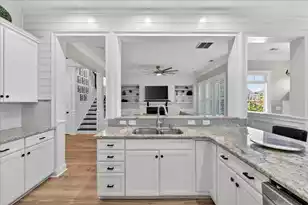3656 Spindrift Dr, Mount Pleasant, SC 29466 - Photo 15