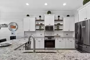 3656 Spindrift Dr, Mount Pleasant, SC 29466 - Photo 11