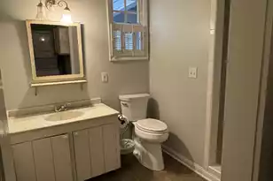 122 Gadsden St, Summerville, SC 29483 - Photo 17