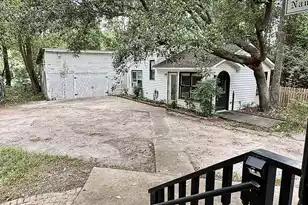 122 Gadsden St, Summerville, SC 29483 - Photo 25