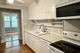 122 Gadsden St, Summerville, SC 29483 - Photo 21