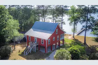 1296 Levi Street, Manning, SC 29102 - Photo 1