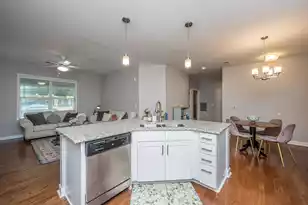 7105 Bowen Corner Ave, Hanahan, SC 29410 - Photo 11
