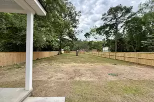 1831 Woodland Rd, Charleston, SC 29414 - Photo 11