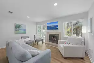271 Alexandra Dr, Mount Pleasant, SC 29464 - Photo 5