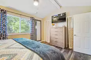 708 Davenport Dr, Mount Pleasant, SC 29464 - Photo 13