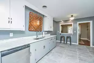 5112 Victoria Ave, North Charleston, SC 29405 - Photo 9