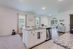 256 Phoenix Dr, Summerville, SC 29486 - Photo 11