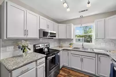 353 Courtney Round, Summerville, SC 29486 - Photo 17