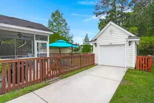 189 Avonshire Dr, Summerville, SC 29483 - Photo 25