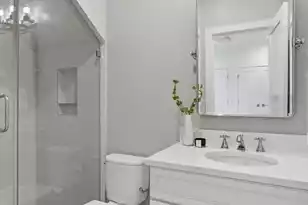677 Ferry St, Mount Pleasant, SC 29464 - Photo 33