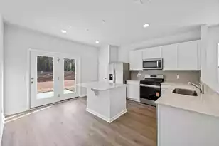 879 Meadowbrook Ln, Summerville, SC 29483 - Photo 5