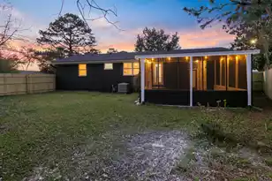 1949 Swift Ave, Charleston, SC 29407 - Photo 7