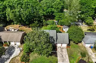750 Leafwood Rd, Charleston, SC 29412 - Photo 33