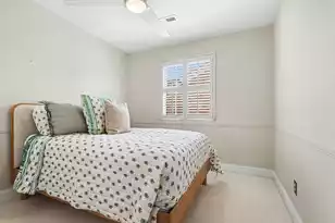 2 Gadsden St, Charleston, SC 29401 - Photo 17