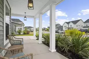 602 Macintyre Cir, Summerville, SC 29486 - Photo 1