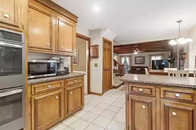 1011 Harbortowne Road, Charleston, SC 29412 - Photo 13
