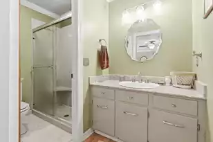1011 Harbortowne Rd, Charleston, SC 29412 - Photo 31