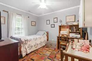 1011 Harbortowne Rd, Charleston, SC 29412 - Photo 25