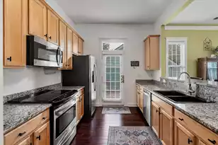 315 White Gables Dr, Summerville, SC 29483 - Photo 13