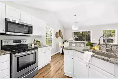 1570 Sweet Myrtle Circle, Mount Pleasant, SC 29466 - Photo 9