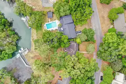 243 Bayview Drive, Mount Pleasant, SC 29464 - Photo 31