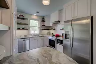 243 Bayview Drive, Mount Pleasant, SC 29464 - Photo 15