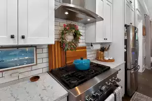 1100 Land's End Dr, Hanahan, SC 29410 - Photo 25
