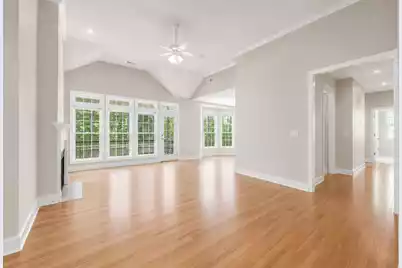 3525 Flowering Oak Way, Mount Pleasant, SC 29466 - Photo 7