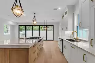258 Coming St, Charleston, SC 29403 - Photo 35