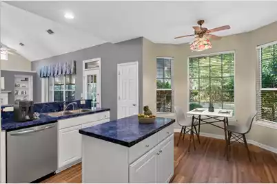 2149 Country Manor Drive, Mount Pleasant, SC 29466 - Photo 19