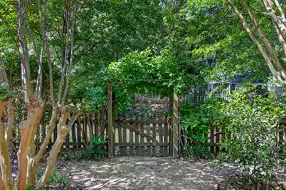 2149 Country Manor Drive, Mount Pleasant, SC 29466 - Photo 3