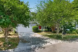 2149 Country Manor Dr, Mount Pleasant, SC 29466 - Photo 3