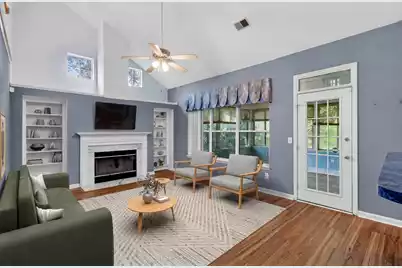 2149 Country Manor Drive, Mount Pleasant, SC 29466 - Photo 13