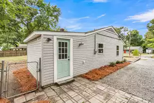1238 Hawthorne Cir, Hanahan, SC 29410 - Photo 35