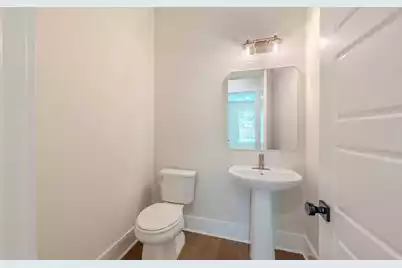 295 Coleman Boulevard W, Mount Pleasant, SC 29464 - Photo 23