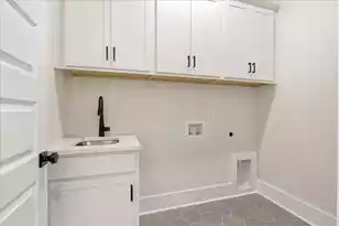 295 Coleman Blvd W, Mount Pleasant, SC 29464 - Photo 21