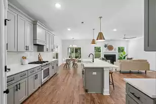 696 Eagle St, Mount Pleasant, SC 29464 - Photo 9