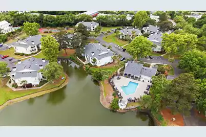1481 Center Street Ext #Apt 205, Mount Pleasant, SC 29464 - Photo 31