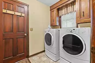 5924 Commonwealth Cir, Hanahan, SC 29410 - Photo 15